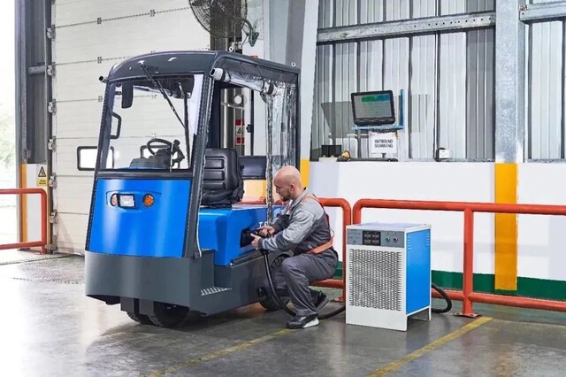 比亞迪叉車推動(dòng)能源變革，向未來致“鋰”